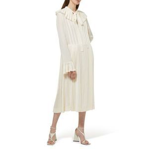 VICTORIA BECKHAM
Pleated Tea Silk Dress